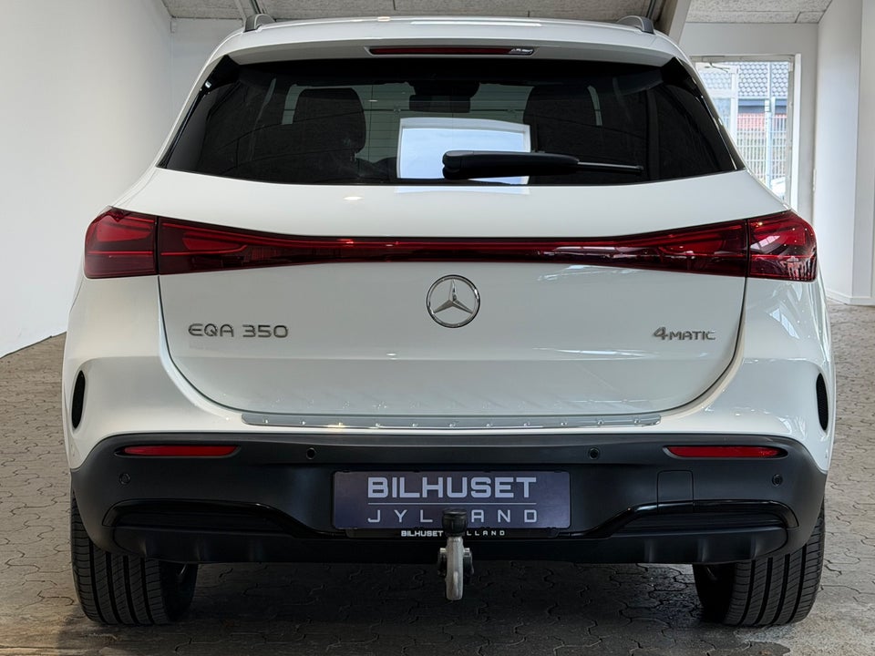 Mercedes EQA350 AMG Line 4Matic 5d