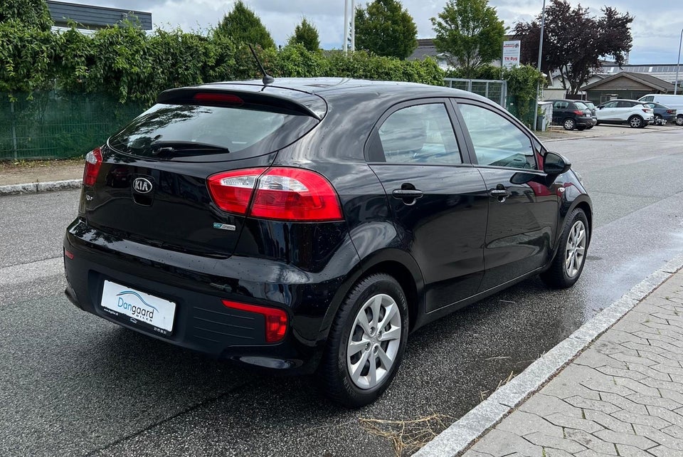 Kia Rio 1,2 CVVT Style+ 5d