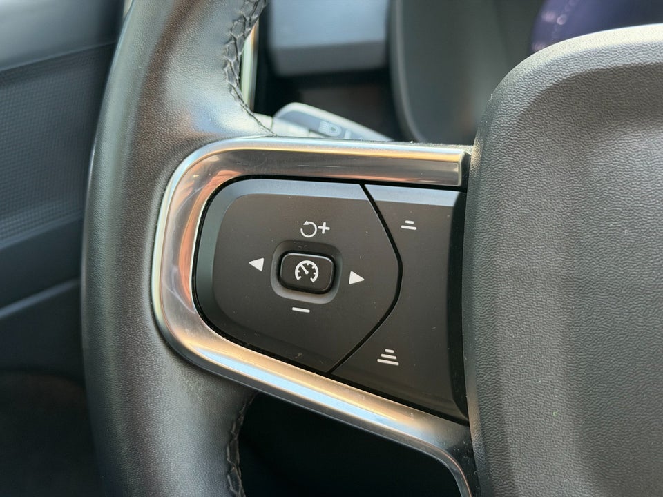 Volvo XC40 ReCharge Plus 5d