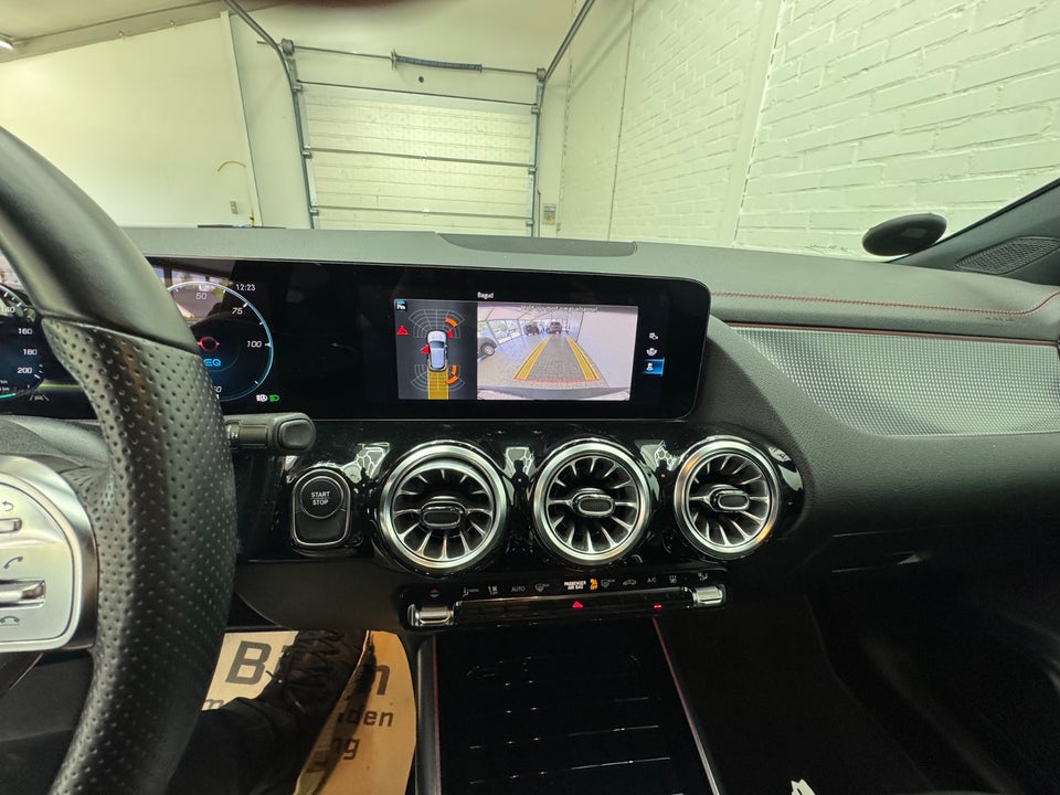 Mercedes EQA250 AMG Line 5d