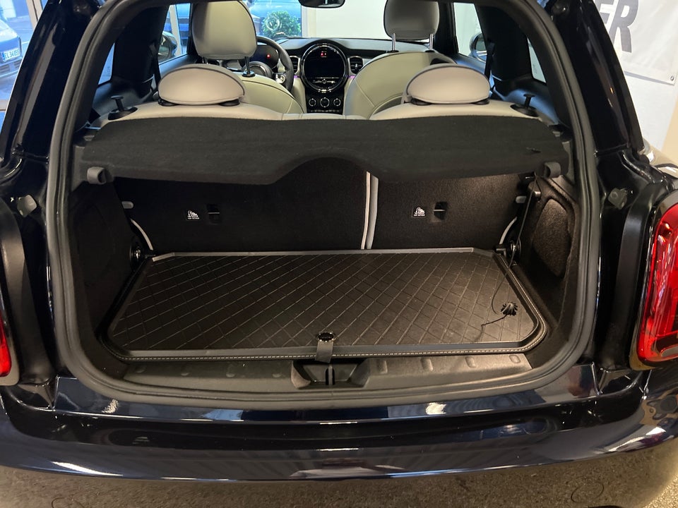 MINI Cooper SE Maximise 3d