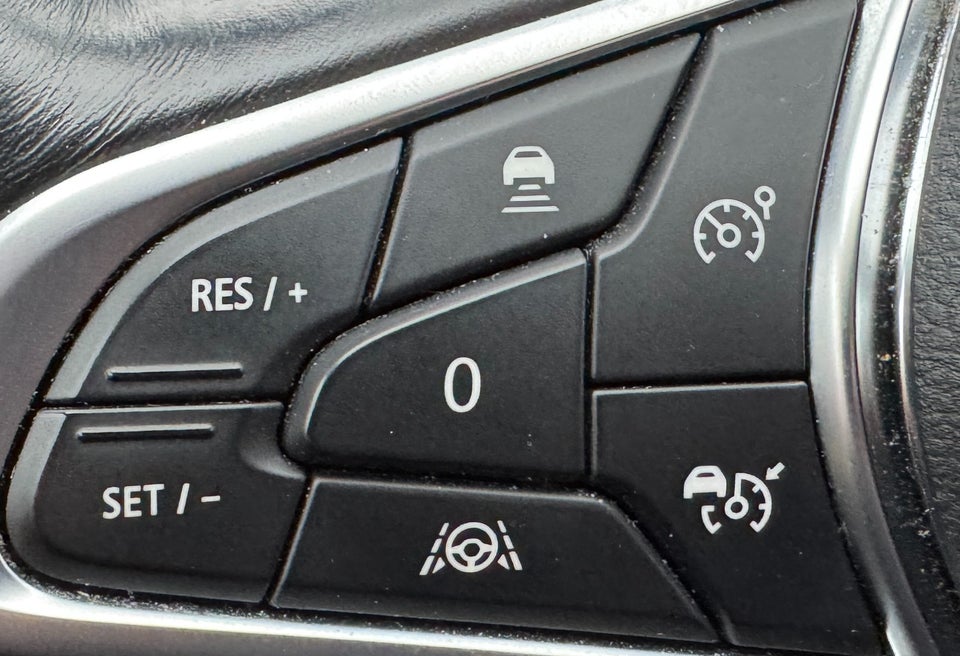 Renault Arkana 1,6 E-Tech Intens 5d