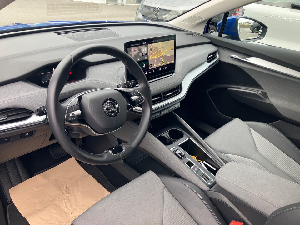 Skoda Enyaq 60 iV Loft 5d