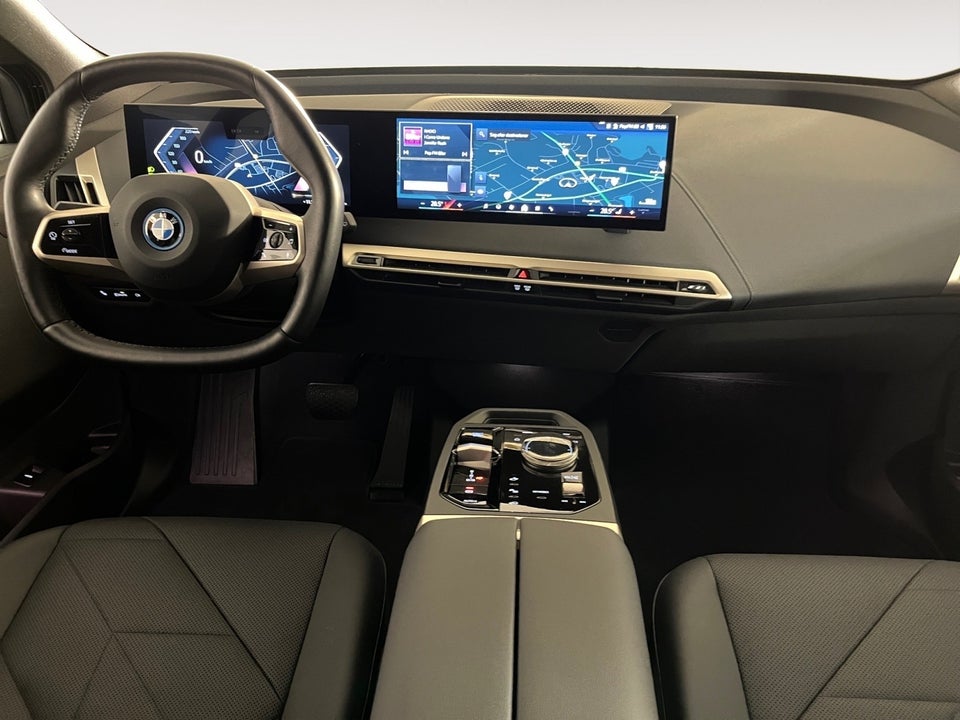 BMW iX xDrive40 Sport 5d