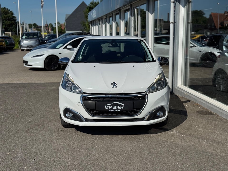 Peugeot 208 1,2 VTi 82 Allure 5d