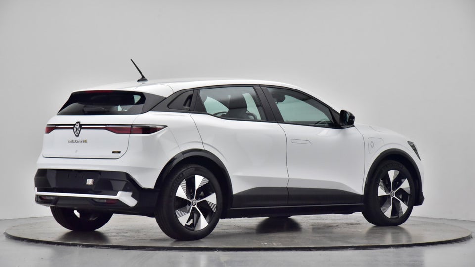 Renault Megane E-Tech 60 Equilibre 5d