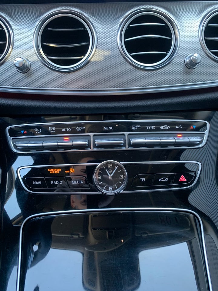 Mercedes E400 3,5 aut. 4Matic 4d