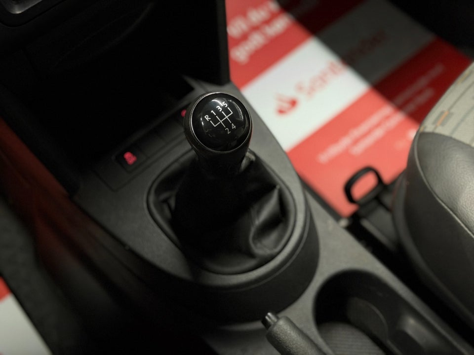 VW Caddy 1,6 TDi 102 BMT Van 4d