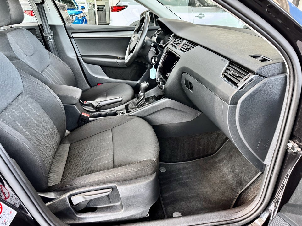 Skoda Octavia 1,5 TSi 150 Business Line+ Combi DSG 5d