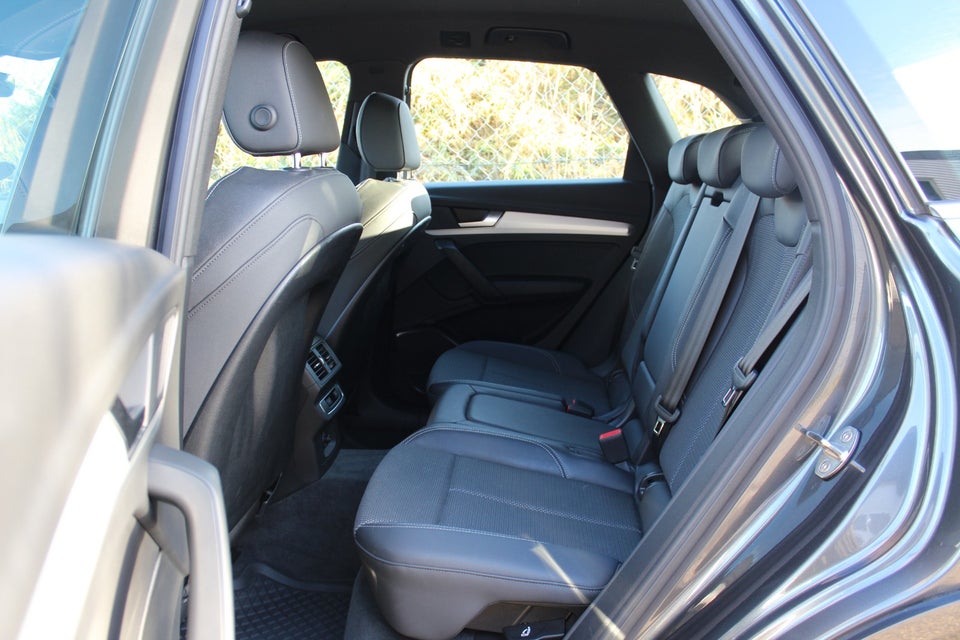 Audi Q5 50 TFSi e S-line quattro S-tr. 5d