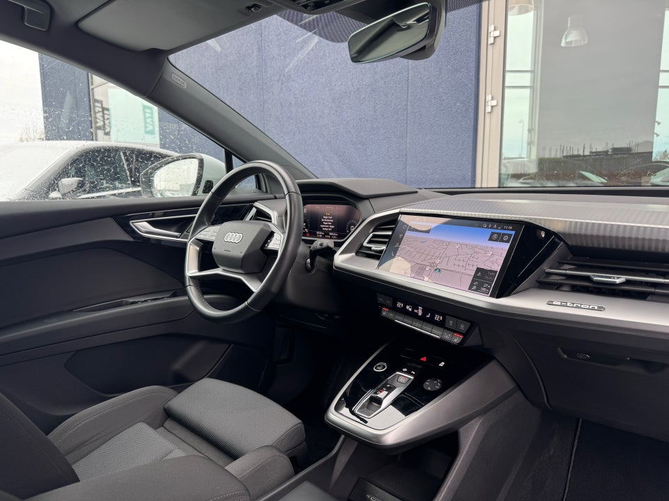 Audi Q4 e-tron 40 Advanced 5d