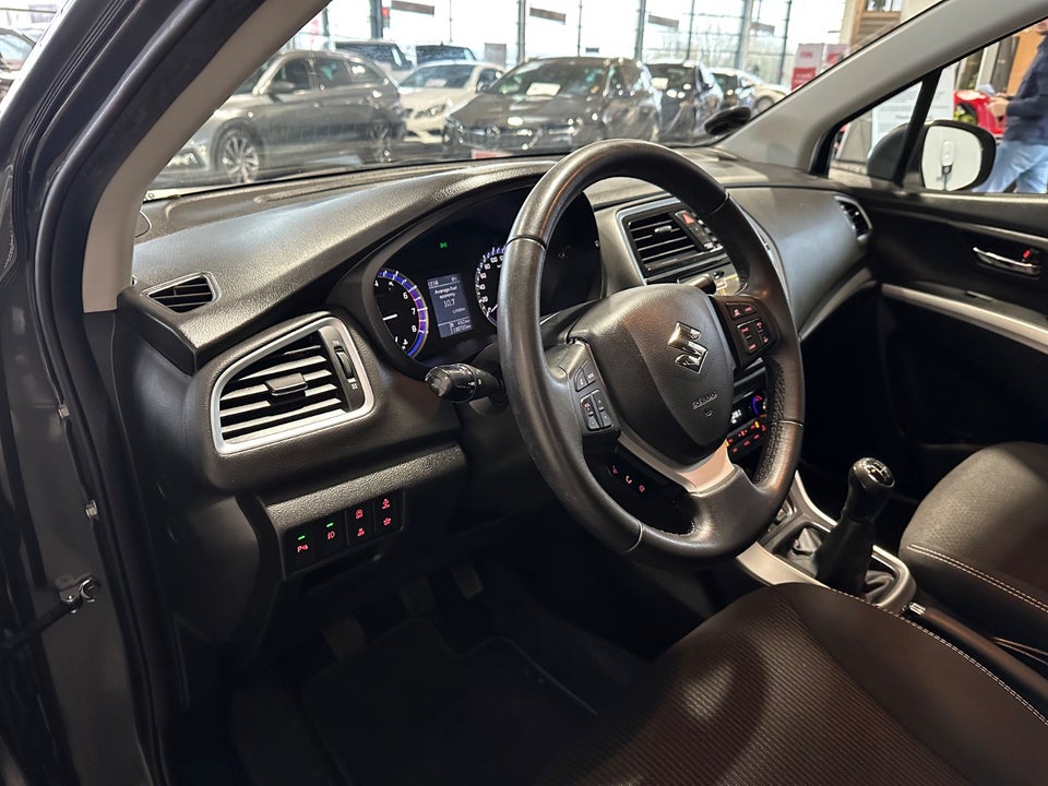 Suzuki S-Cross 1,0 Boosterjet Exclusive KUP 5d