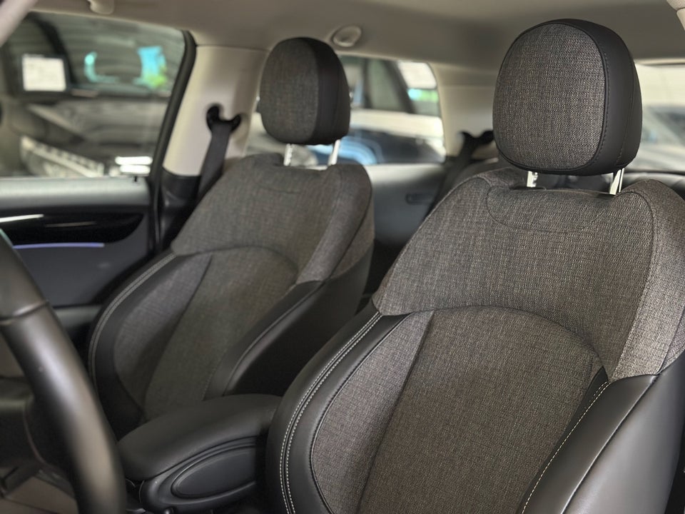 MINI Cooper SE Classic Trim 3d