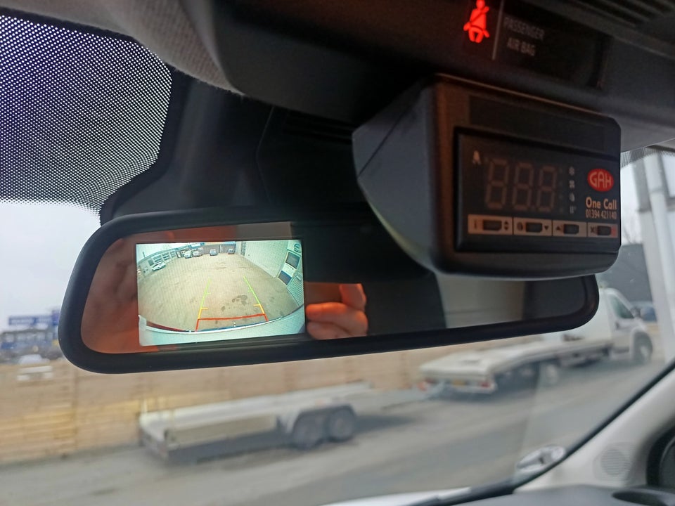 Renault Trafic 2,0 dCi 130 L2H1 Tekno Kølevogn