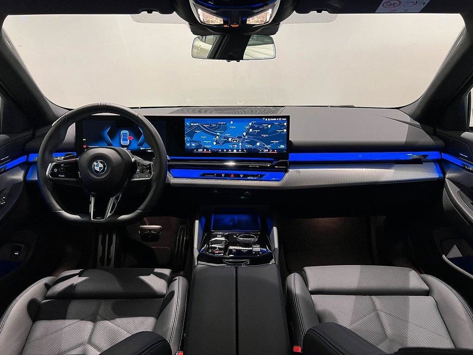 BMW i5 eDrive40 M-Sport 4d