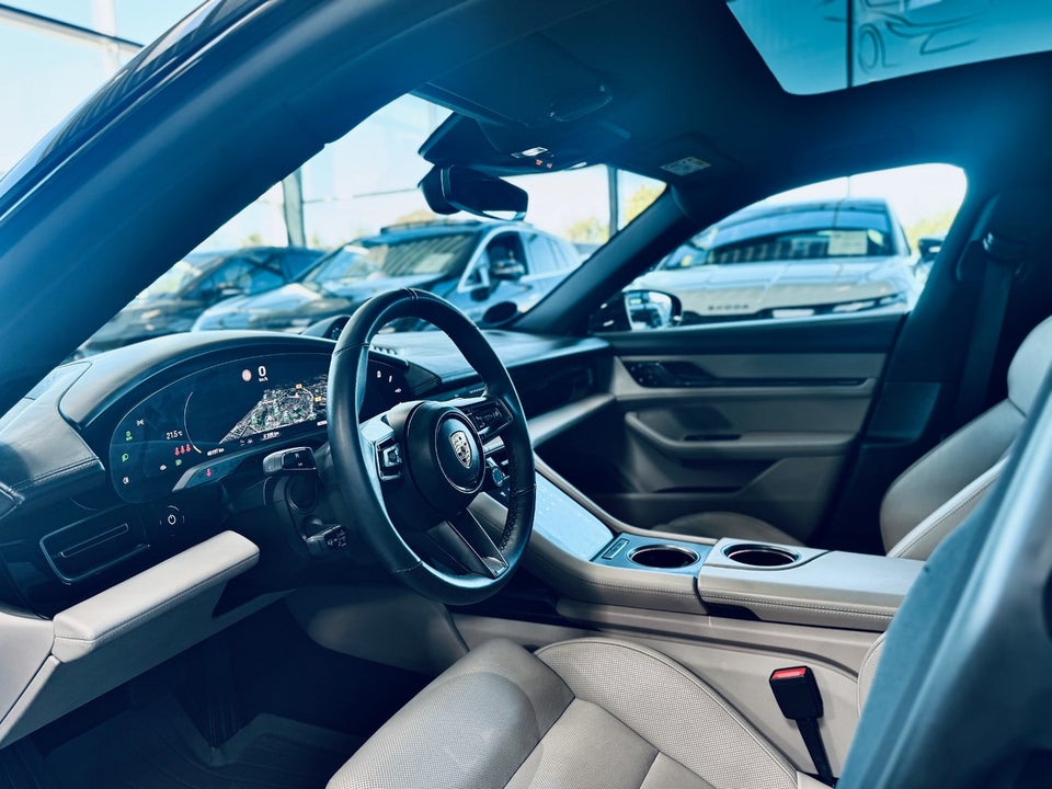 Porsche Taycan 4S Performance+ 4d