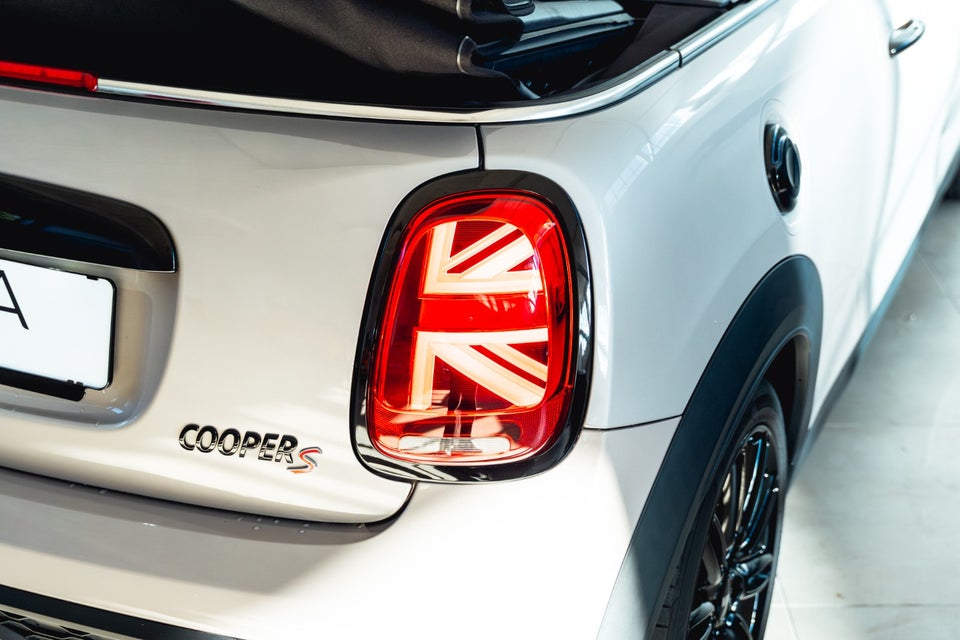 MINI Cooper S 2,0 Experience Cabriolet aut. 2d