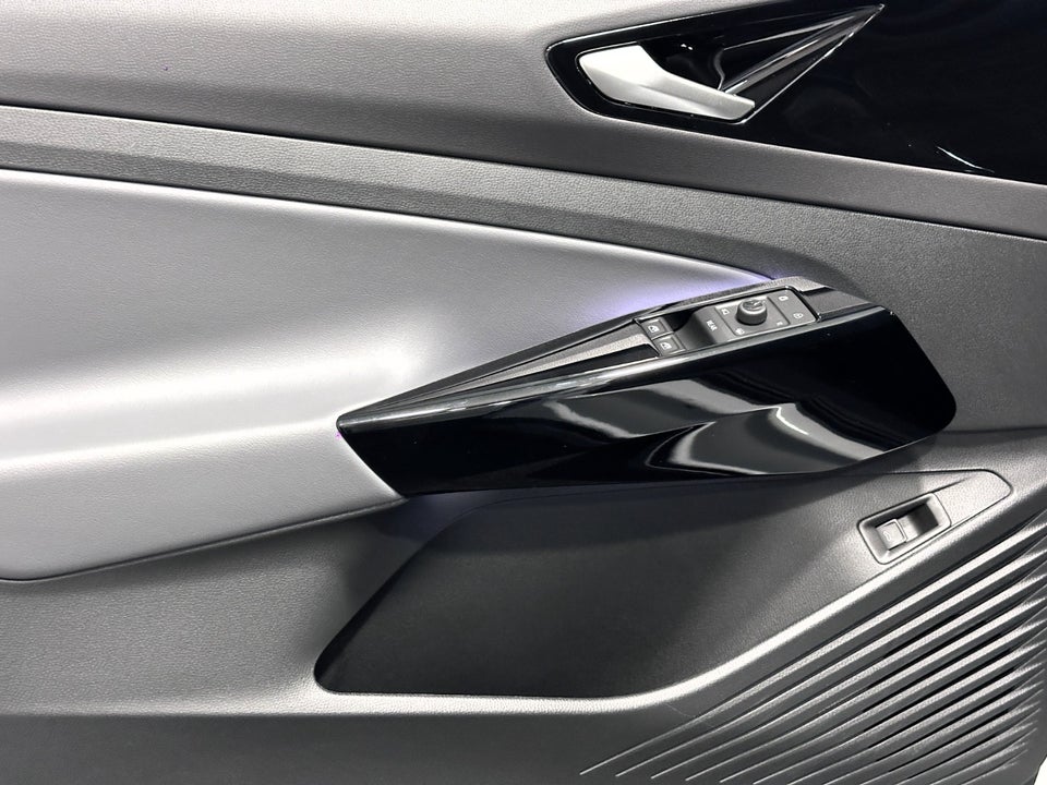 VW ID.4 77 Style Van 5d