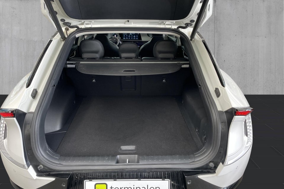 Kia EV6 58 Standard Range Upgrade 5d