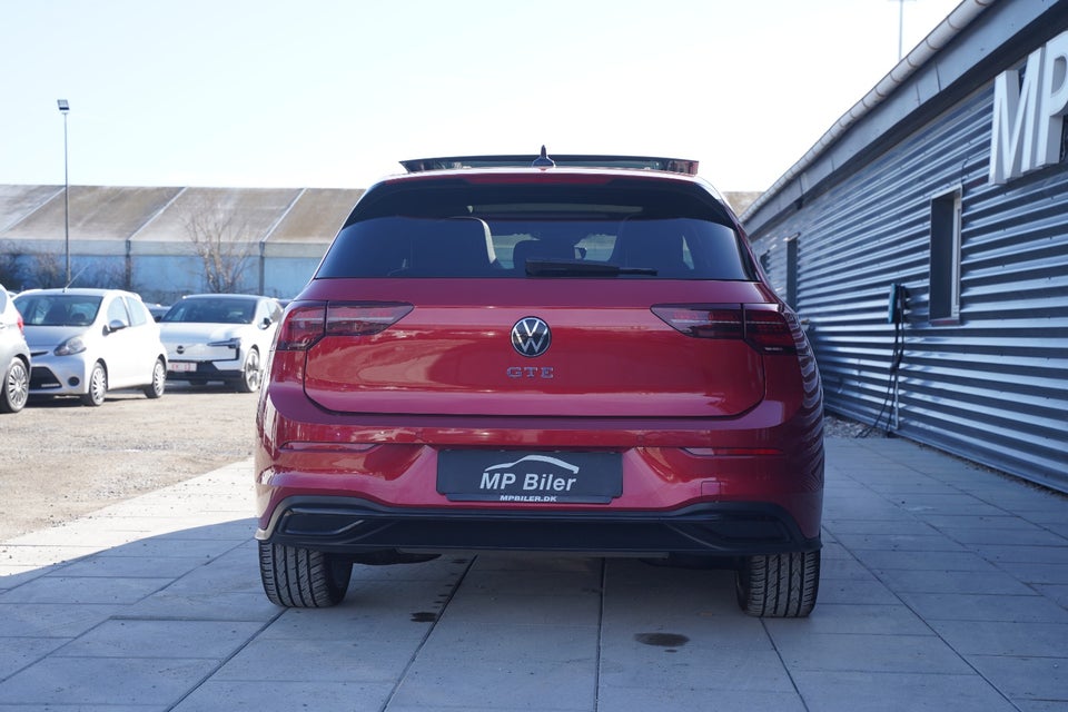 VW Golf VIII 1,4 GTE DSG 5d
