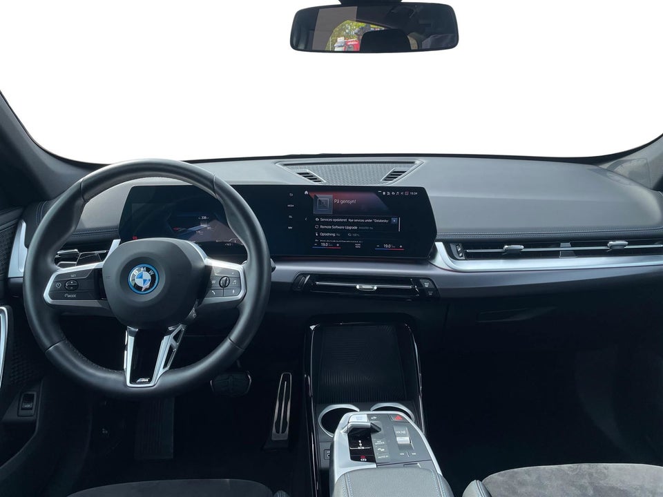 BMW iX1 xDrive30 M-Sport 5d