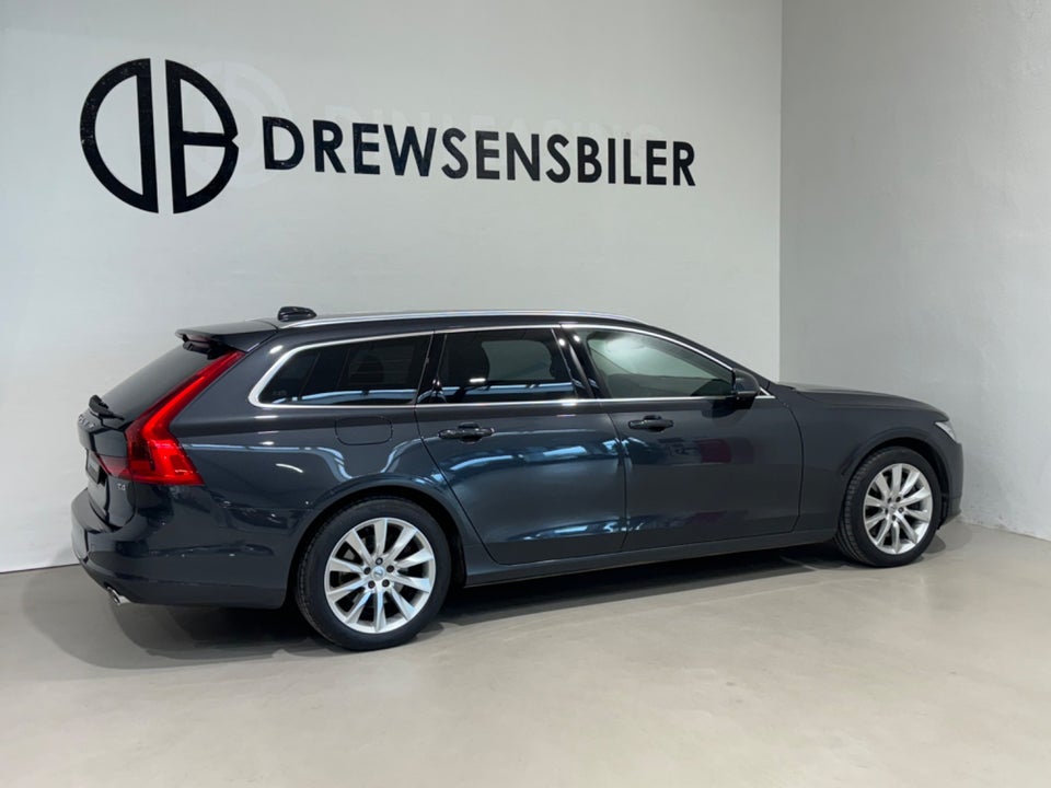 Volvo V90 2,0 T4 190 Momentum aut. 5d