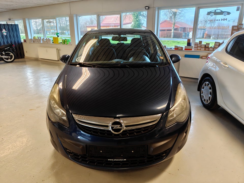 Opel Corsa 1,2 16V Cosmo 5d