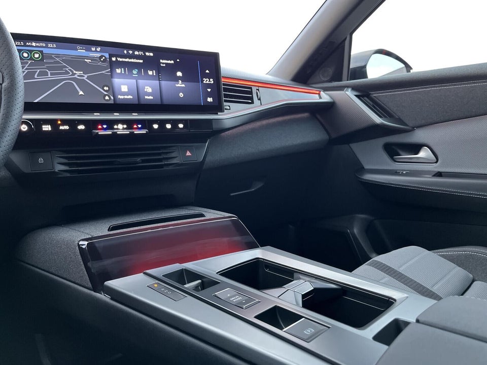 Opel Grandland-e 73 GS Sky 5d