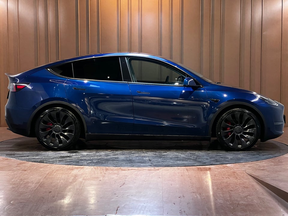 Tesla Model Y Performance AWD 5d