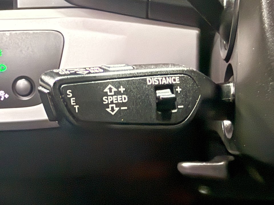 Audi A4 40 TFSi S-line plus Avant S-tr. 5d