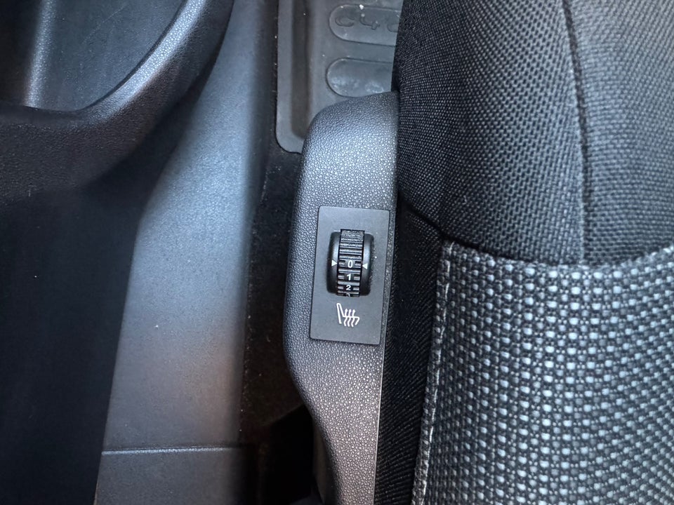 Citroën C4 Cactus 1,6 BlueHDi 100 Extravaganza 5d