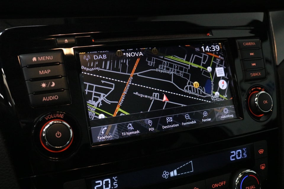 Nissan Qashqai 1,3 Dig-T 140 Tekna+ 5d