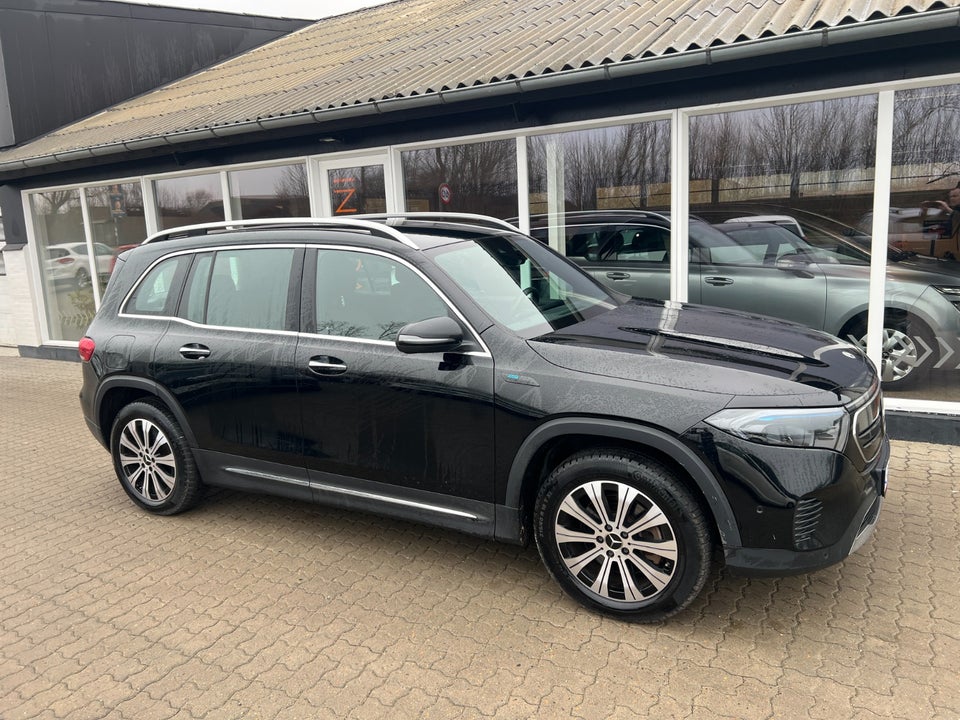 Mercedes EQB300 Progressive 4Matic 5d