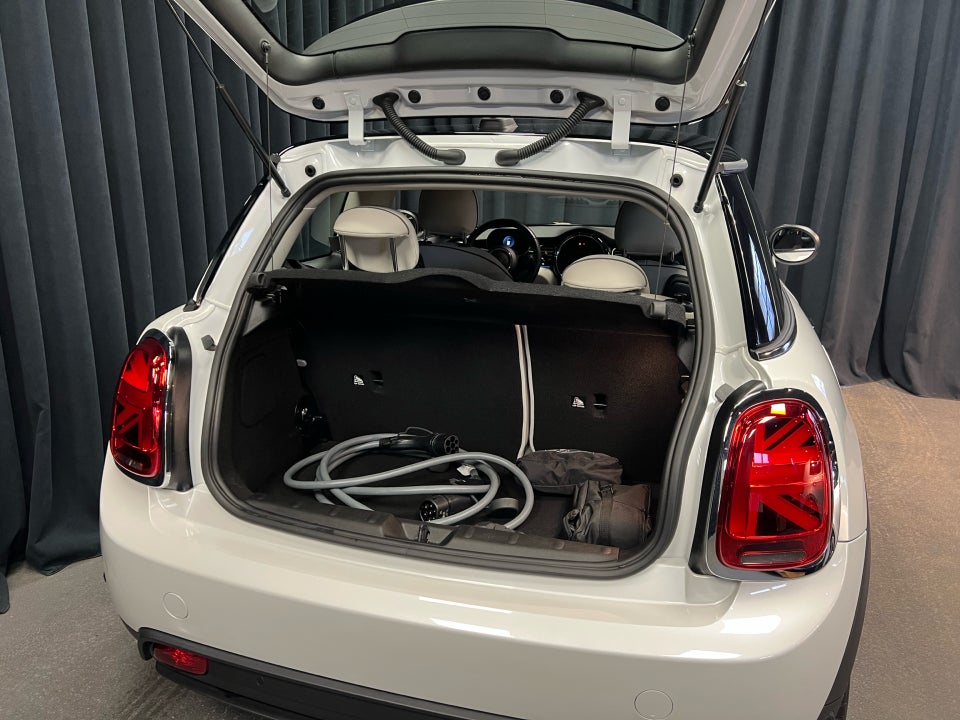 MINI Cooper SE Yours Trim 3d