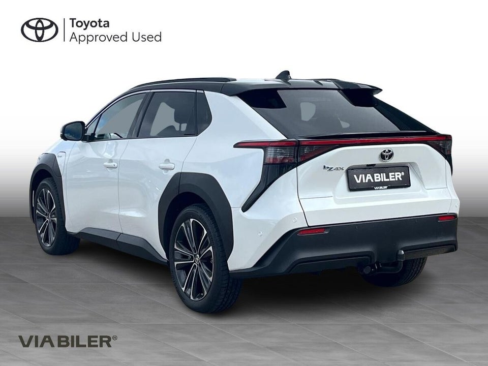 Toyota bZ4X Executive 5d