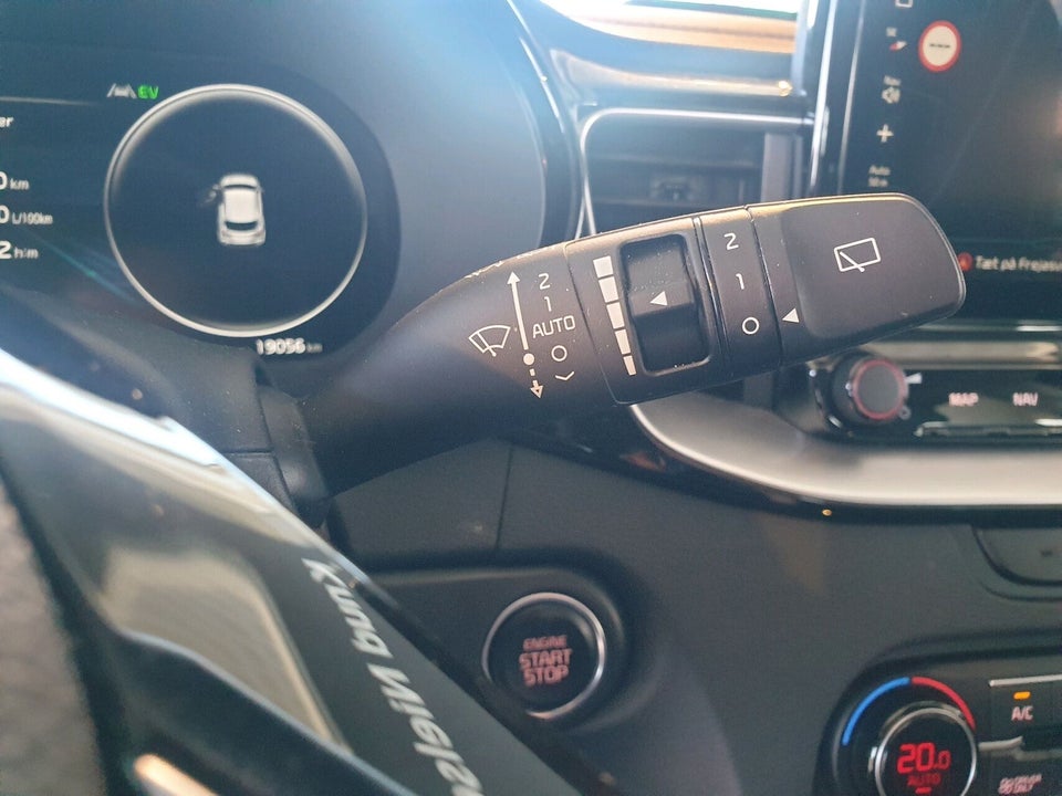 Kia XCeed 1,6 PHEV Upgrade DCT 5d