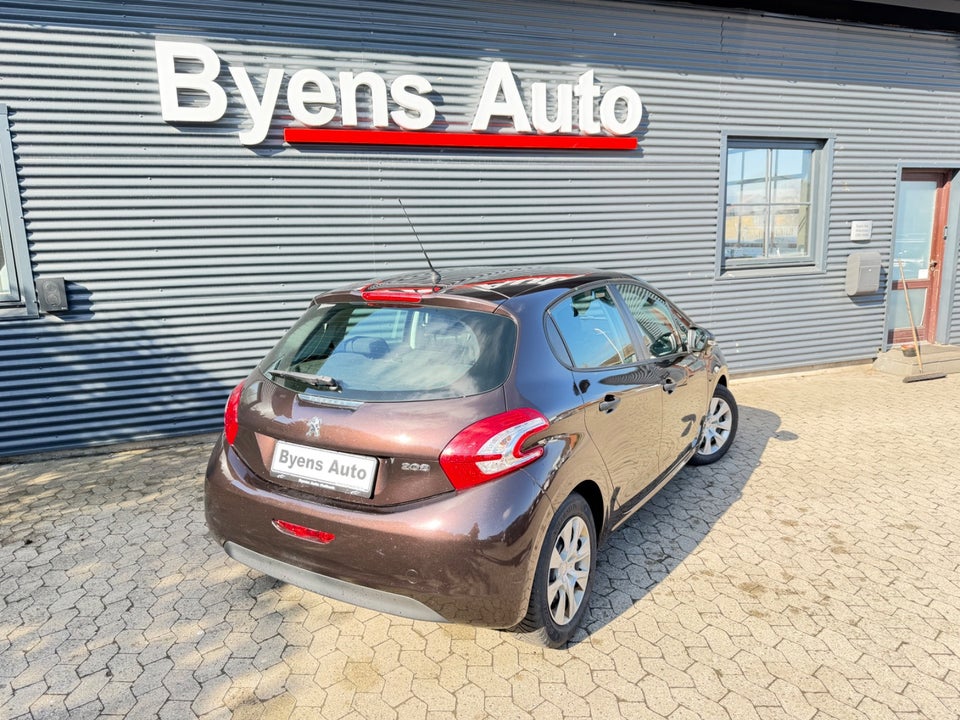 Peugeot 208 1,0 VTi Access 5d