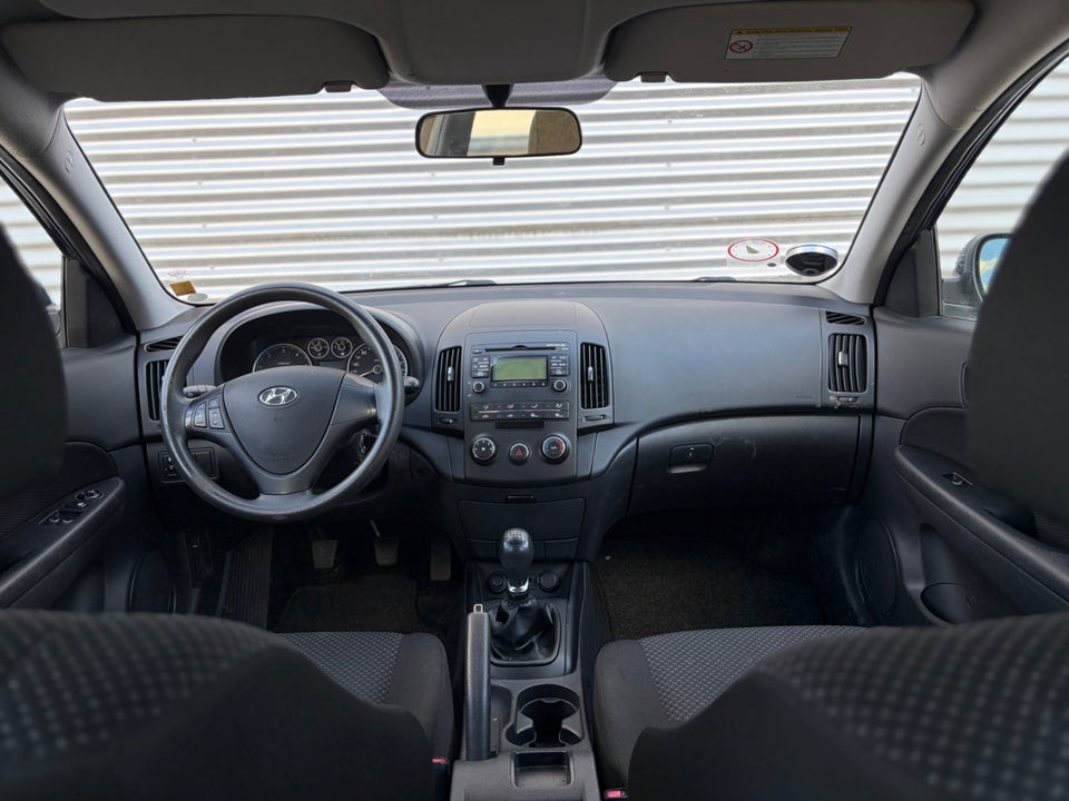 Hyundai i30 1,6 CRDi 90 Blue Drive 5d