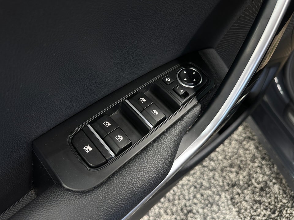 Kia Ceed 1,6 PHEV Upgrade Premium SW DCT 5d