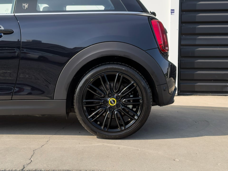MINI Cooper SE Yours Trim 3d