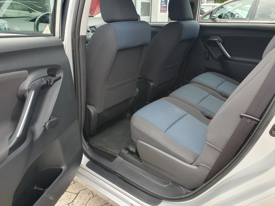 Toyota Verso 1,6 VVT-i T1 5d