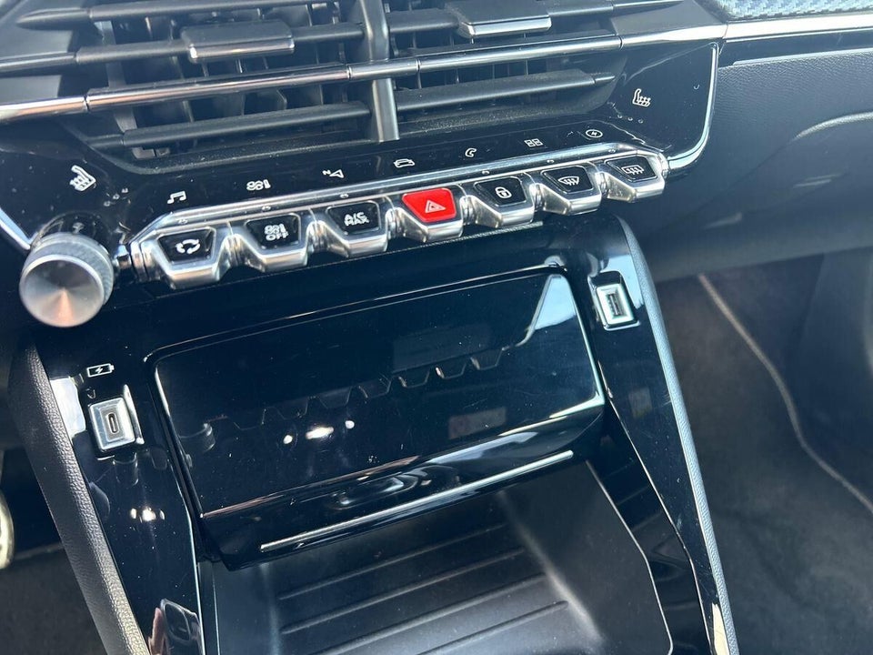 Peugeot e-2008 50 GT Line 5d