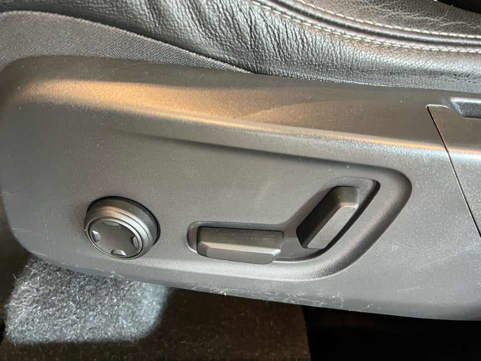 Volvo XC40 2,0 D4 190 Inscription aut. AWD 5d