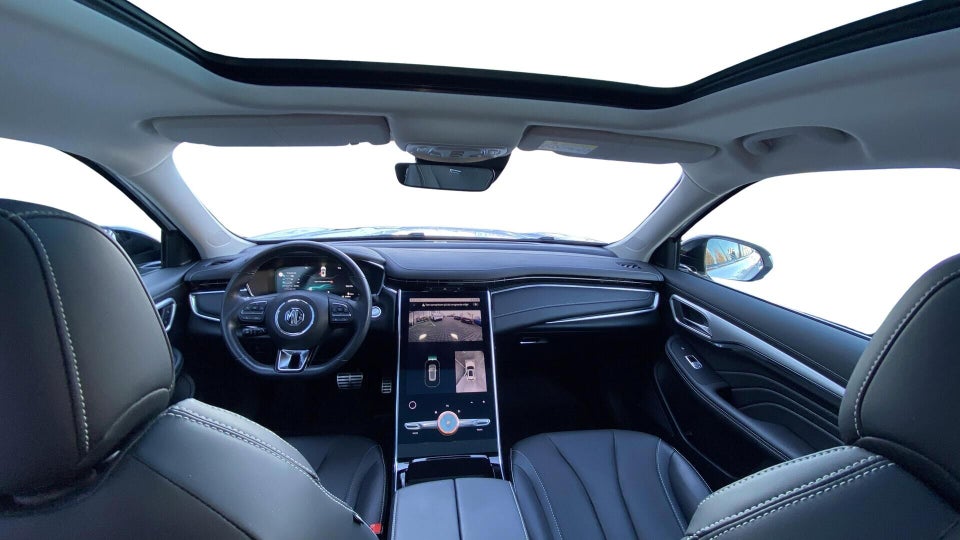 MG Marvel R Luxury 5d