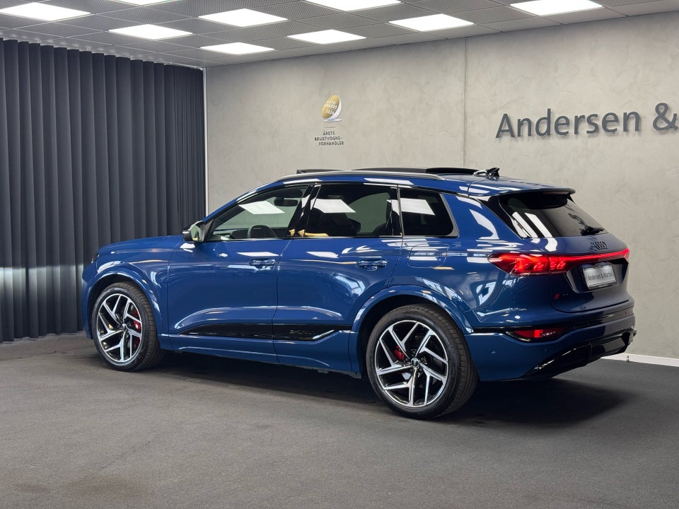 Audi SQ6 e-tron quattro 5d