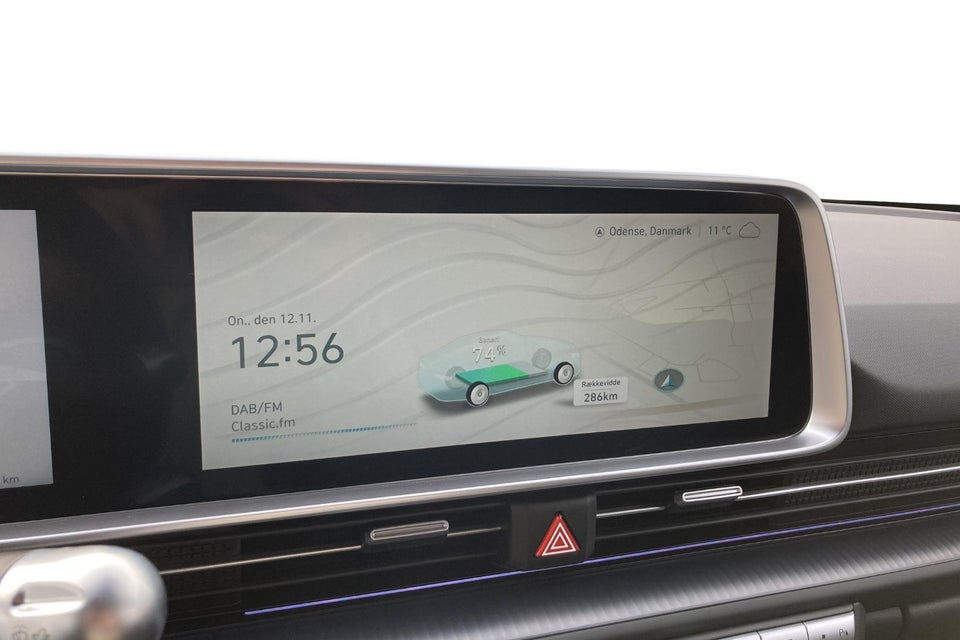 Hyundai Ioniq 6 77 Essential 4d