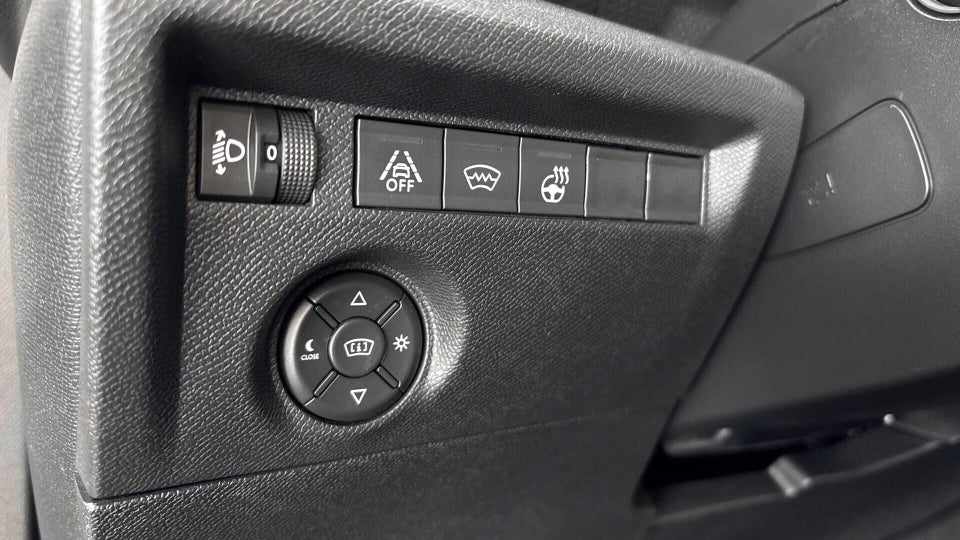 Citroën C4 1,2 PureTech 130 VTR Sport LTD EAT8 5d