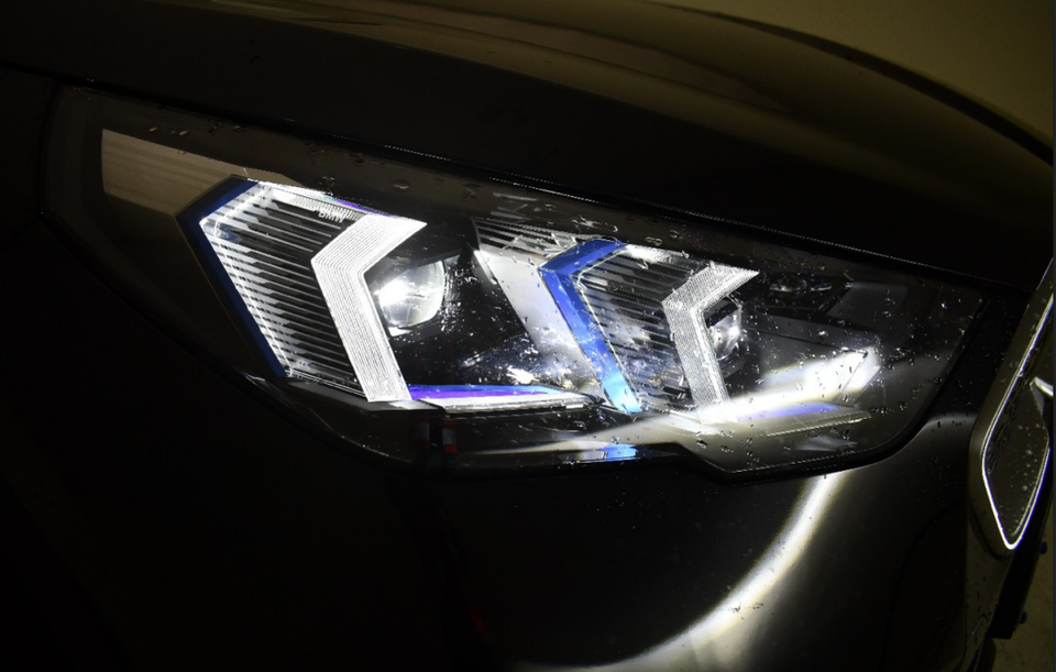 BMW iX2 eDrive20 M-Sport 5d