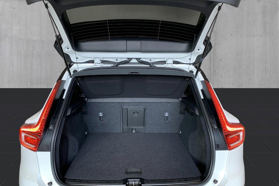 Volvo XC40 P8 ReCharge Twin Plus 5d