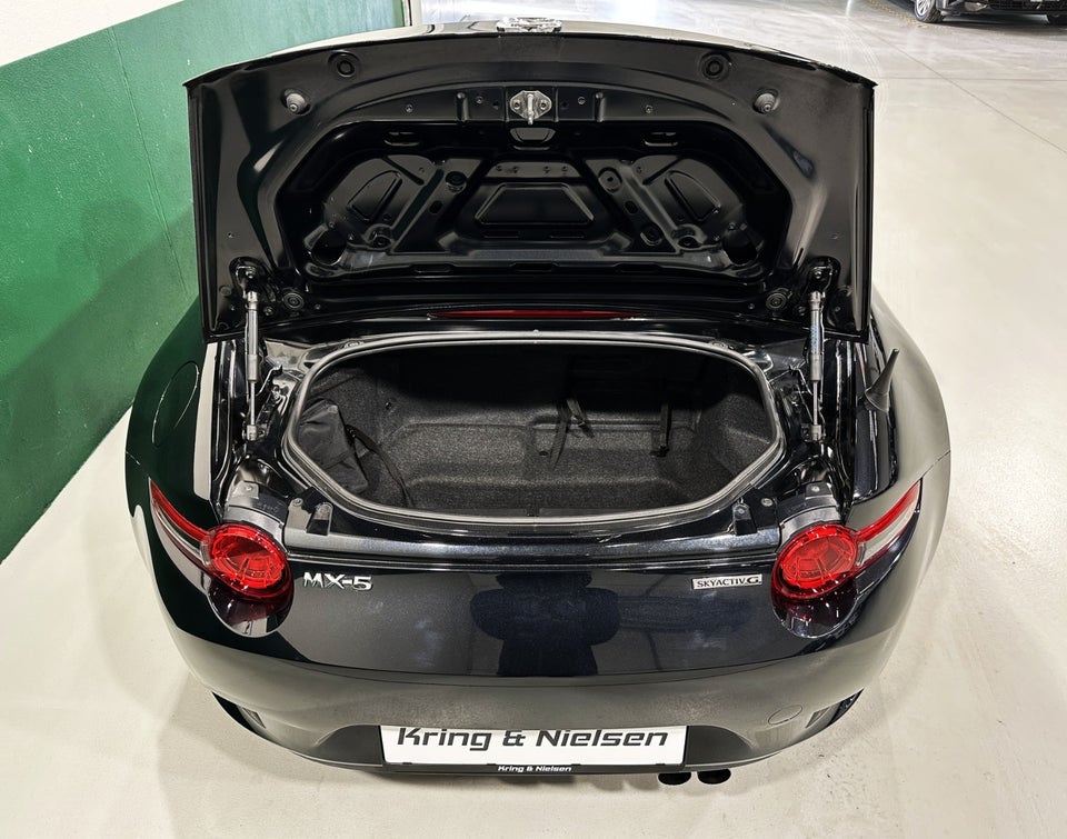 Mazda MX-5 2,0 SkyActiv-G 184 Roadster Homura 2d